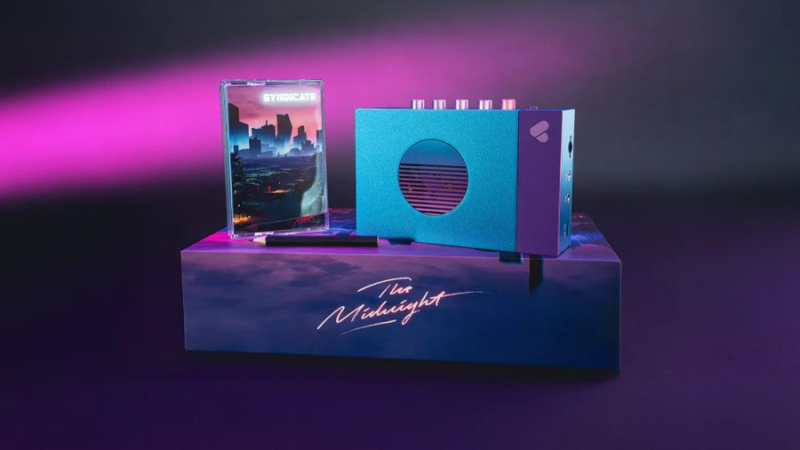The Midnight kassetimängija