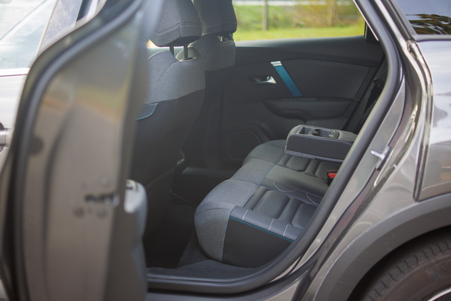 Citroen ë-C4 sõitjate ruum