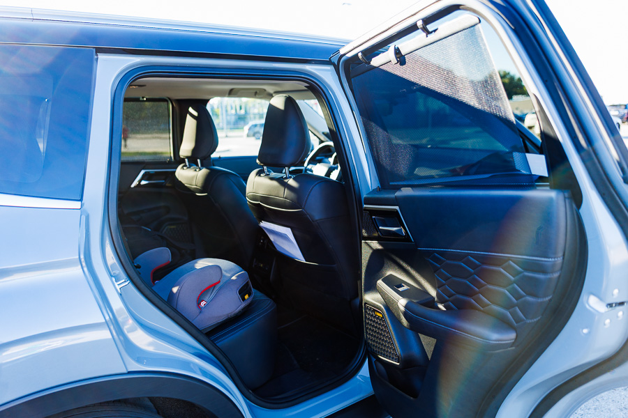 Mitsubishi Outlander PHEV 2025 ruumikus