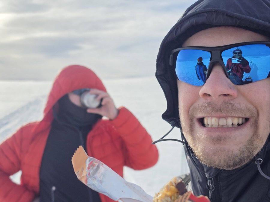 S26 Ultra peegelduses prillidel