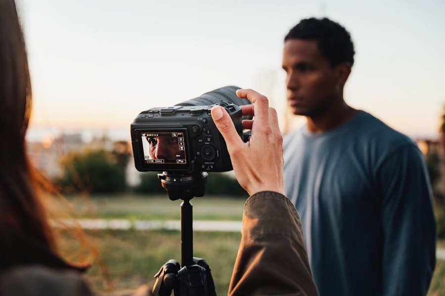 Canon EOS R6 V