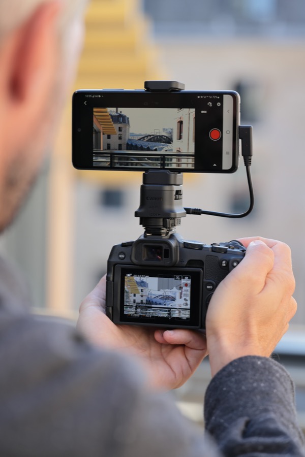 EOS R8 Iphone väline monitor