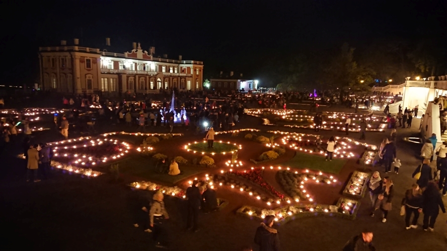 Valgus Kõnnib Kadriorus 2017.