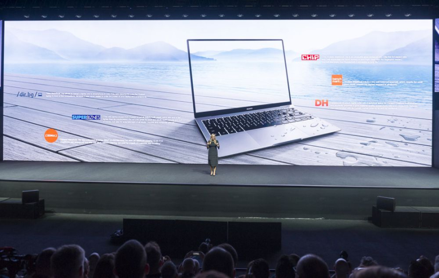 MateBook D 16