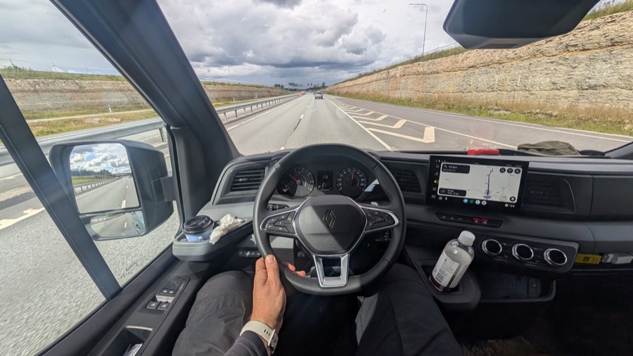 Renault Master Maanteel
