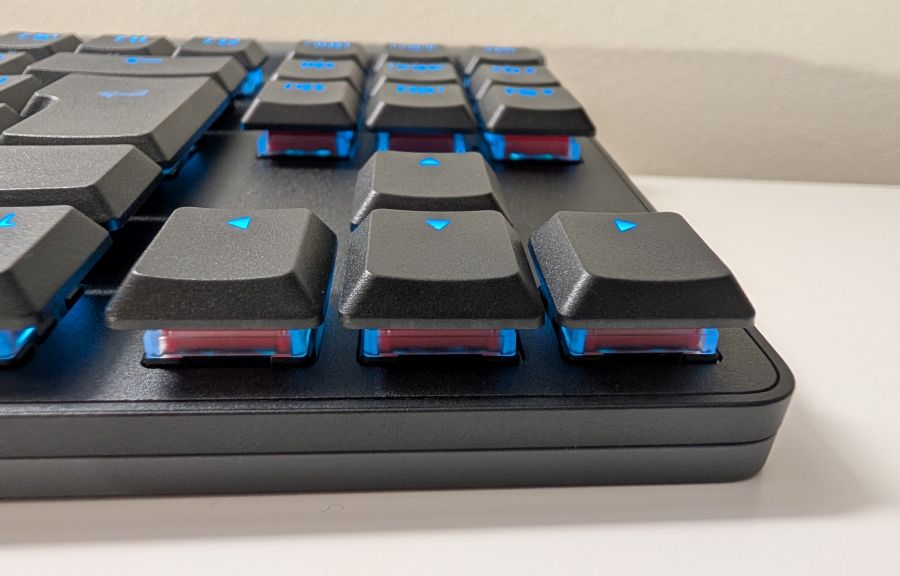 Logitech G515