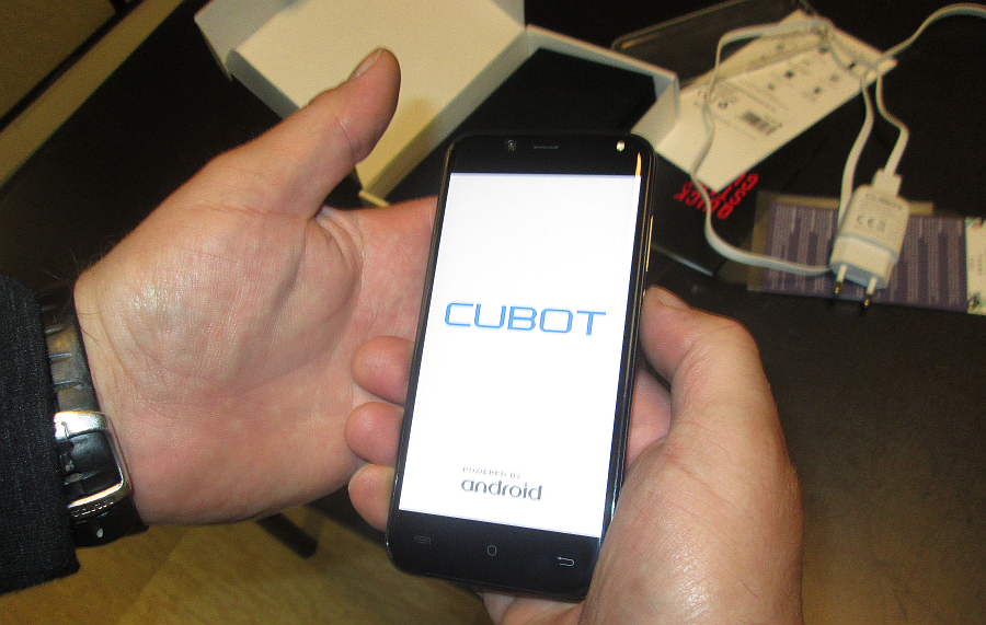 Cubot Magic