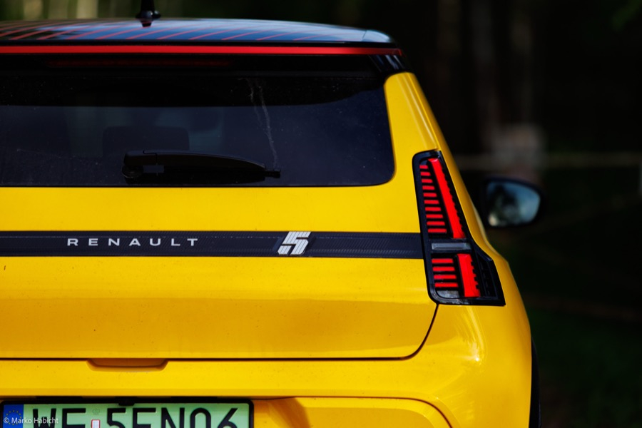 Renault 5 E-tech tagant