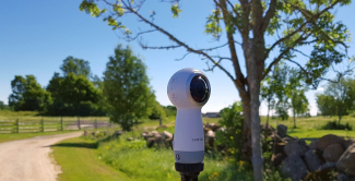 Samsung Gear 360 turismitalu maastikke üles võtmas.