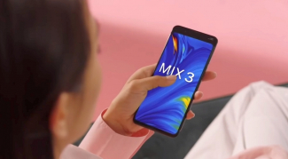 Xiaomi Mi Mix 3.