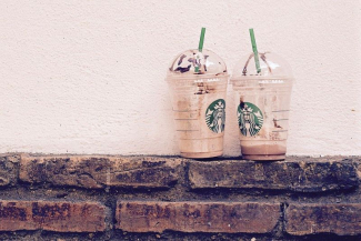 Starbucks. Foto: (CC)  Tim Gouw / Pixabay
