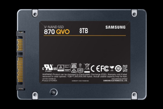 Samsungi 8 TB SSD.