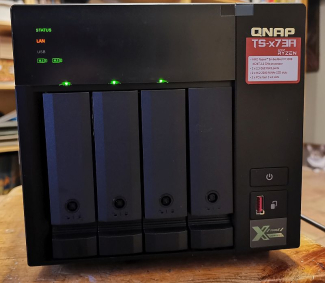 QNAP TS-473A. QNAP TS-473A
