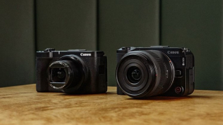 Cano R50 V vs PowerShot V1