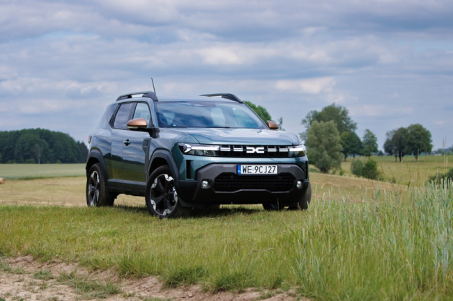 Dacia Duster 2024 aasal
