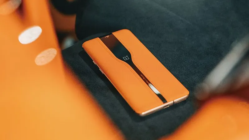 Oneplus Concept One.