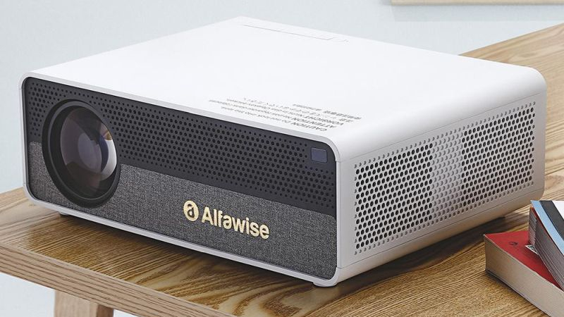 Alfawise HD projektor.