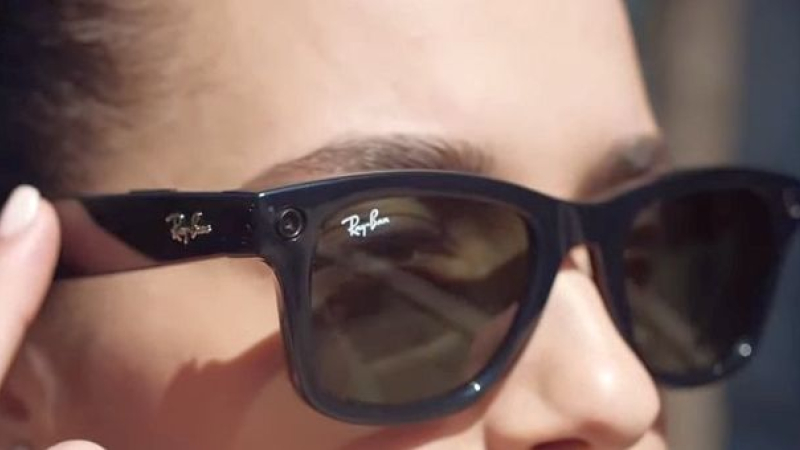 Ray-Ban Stories.