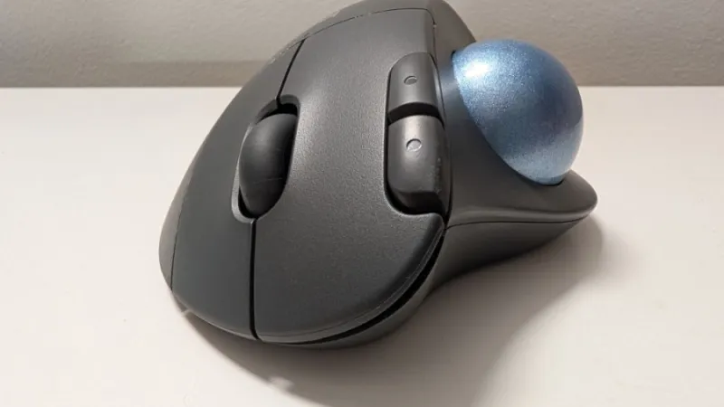 ERGO M575S