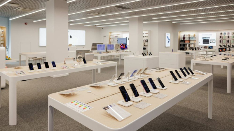 Uus Apple´i pood Ülemistel.