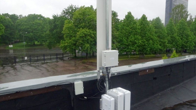 Telia ajutine mobiilside tugijaam Kalevi staadionil.