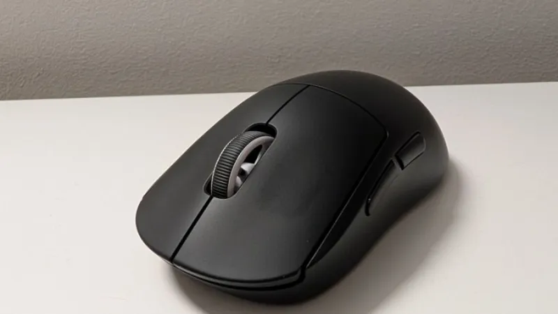 Logitech PRO X SUPERLIGHT 2c ehk väiksem isend.