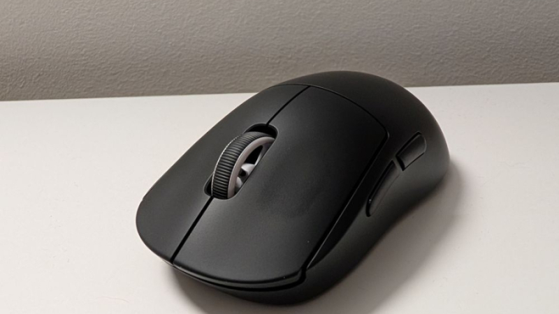 Logitech PRO X SUPERLIGHT 2c ehk väiksem isend.