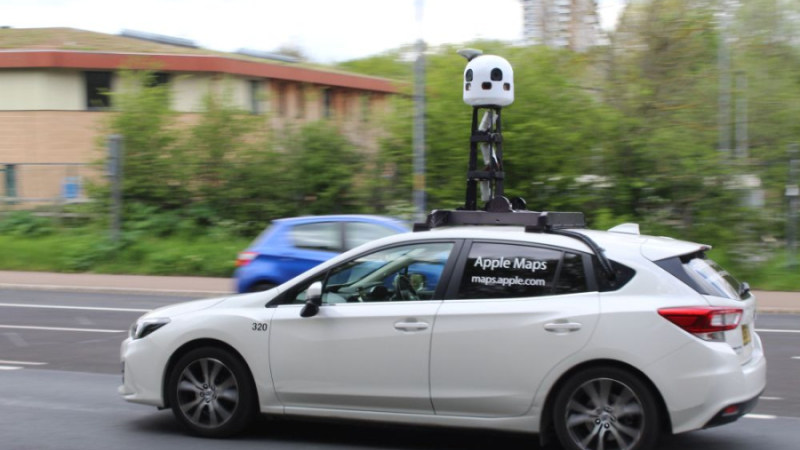 Apple Maps auto. Foto: (CC) IPhoneRoots / Wikimedia Commons